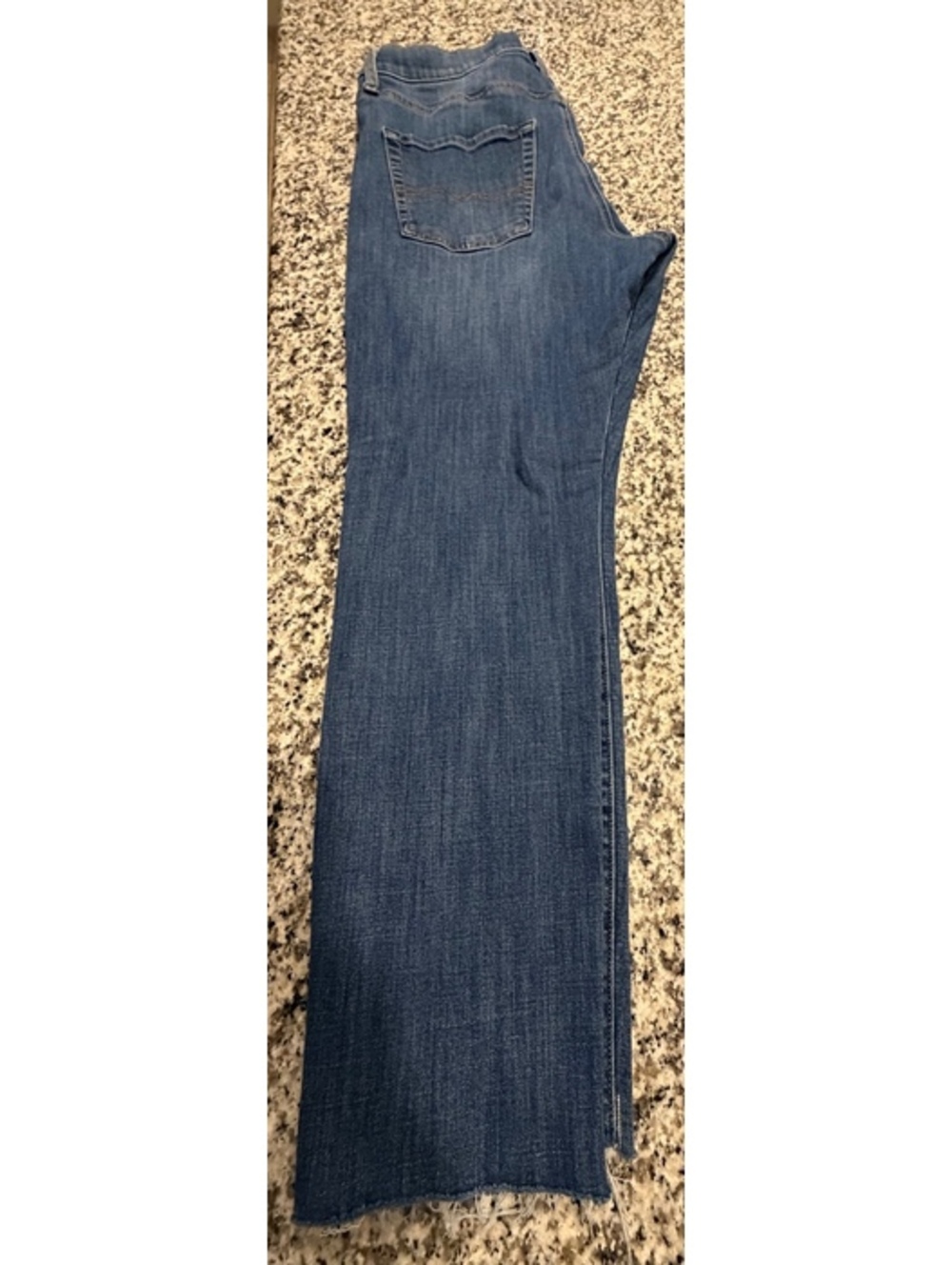 Lucky Brand 411 Athletic Taper Distressed Blue Jeans Size 36x32